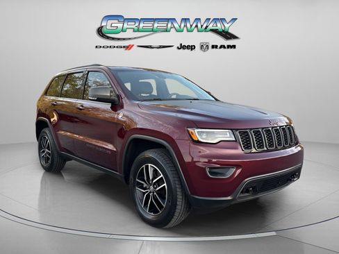 Used 2019 Jeep Grand Cherokee Trailhawk w/ Trailhawk Luxury Group image 1