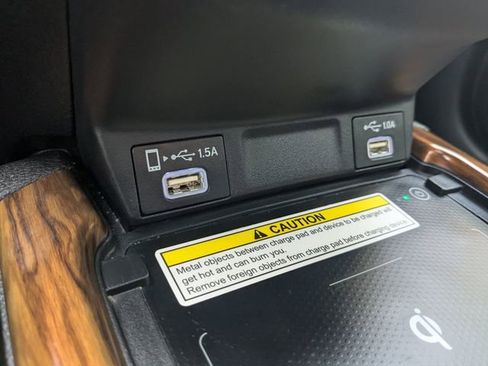 Used 2020 Honda CR-V Touring image 30