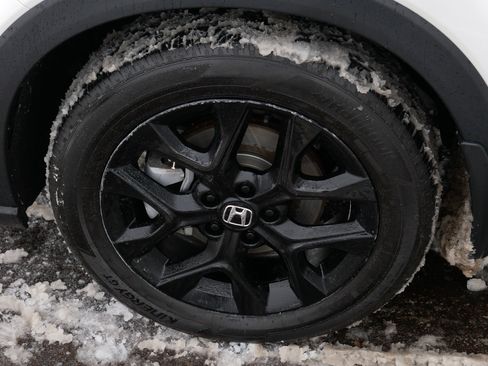 Certified 2024 Honda HR-V Sport image 15