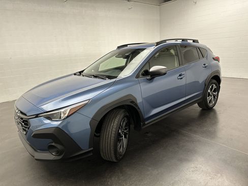 Used 2024 Subaru Crosstrek 2.0i Premium AWD/4WD image 4