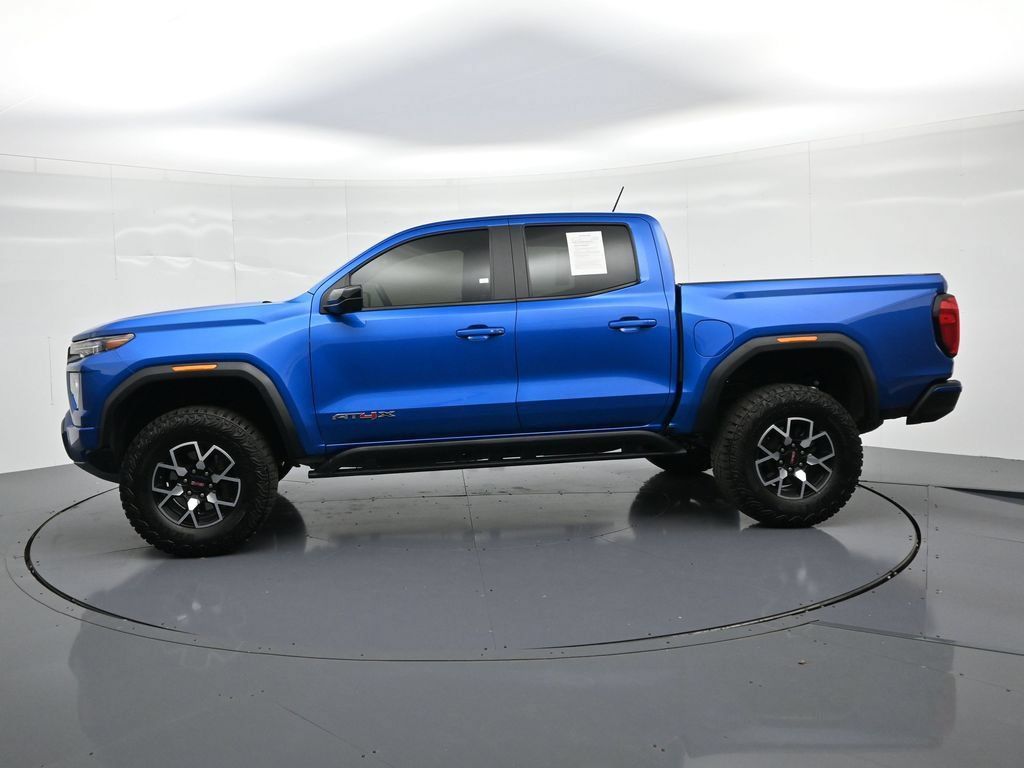 Used 2024 GMC Canyon AT4X AWD/4WD image 9