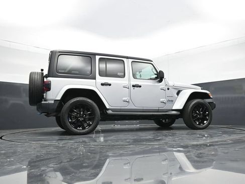 Used 2023 Jeep Wrangler Unlimited Sahara w/ Cold Weather Group AWD/4WD image 54