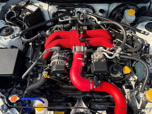 Used 2017 Toyota 86 RWD image 19