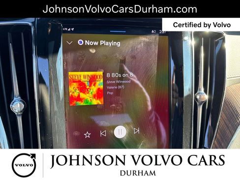 Certified 2022 Volvo XC60 B6 Inscription w/ Climate Package image 19