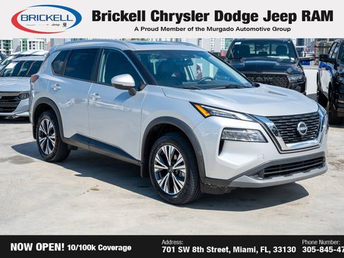 Used 2022 Nissan Rogue SV w/ SV Premium Package image 3