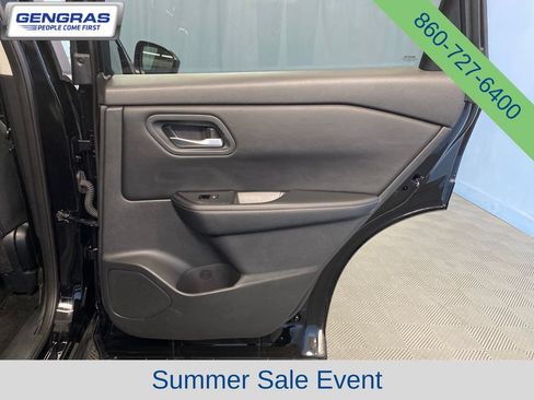 Used 2025 Nissan Rogue SV AWD/4WD image 41