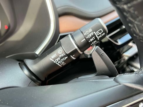 Used 2022 Acura MDX SH-AWD w/ Technology Package image 29