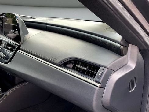 Used 2024 Lexus ES 350 w/ Premium Package FWD image 28