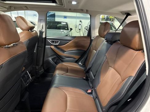 Certified 2022 Subaru Forester Touring AWD/4WD image 23
