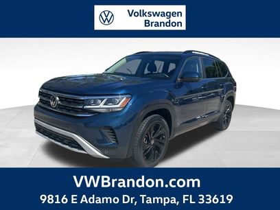 Used 2023 Volkswagen Atlas SE w/ Black Wheel Package