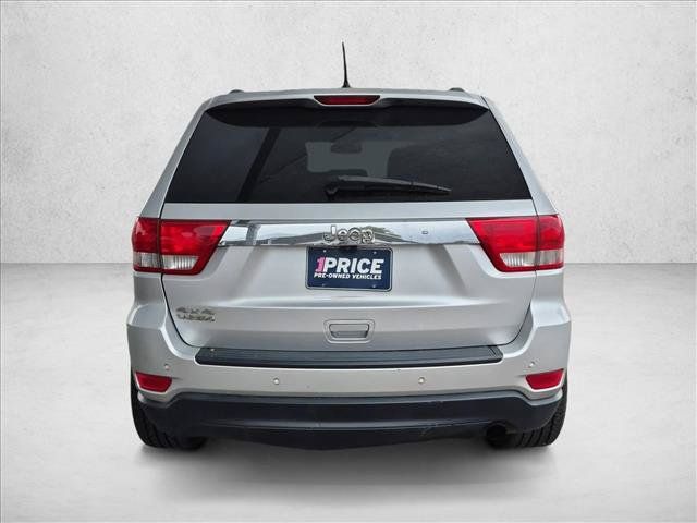 Used 2012 Jeep Grand Cherokee Laredo AWD/4WD image 6