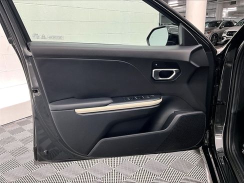 Used 2025 Kia K4 GT-Line w/ GT-Line Sunroof Package FWD image 24