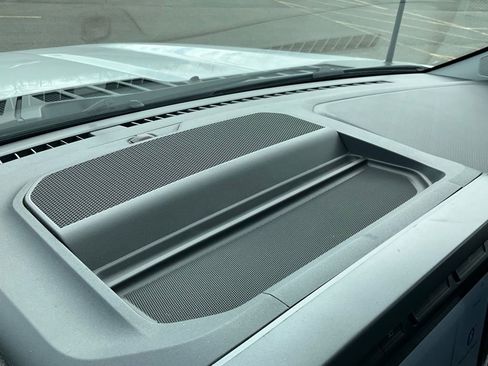 Certified 2022 Ford F150 XLT w/ Equipment Group 302A High image 7