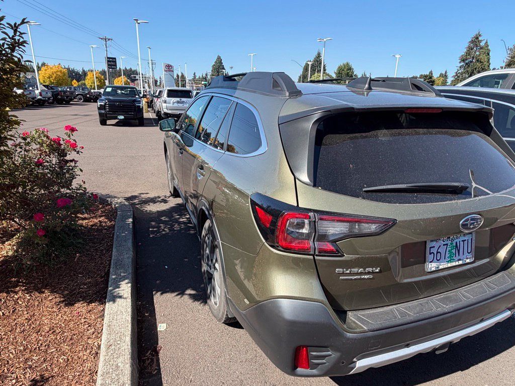 Used 2022 Subaru Outback Limited XT AWD/4WD image 4