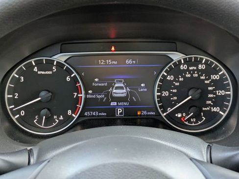 Used 2024 Nissan Altima 2.5 SV image 21