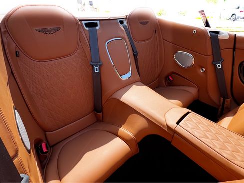 Used 2025 Aston Martin DB12 Convertible RWD image 20