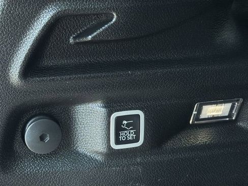 Used 2021 Jeep Grand Cherokee L Limited w/ MOPAR Finishing Package image 38