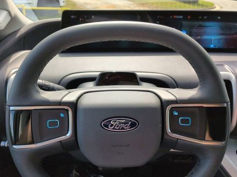 New 2025 Ford Expedition Max Active image 31