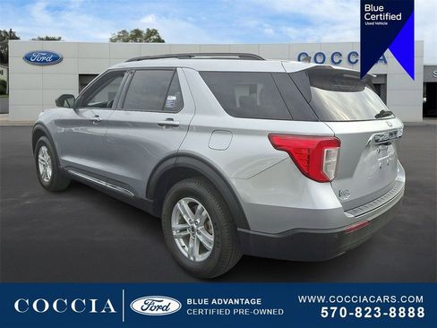 Certified 2022 Ford Explorer XLT image 6