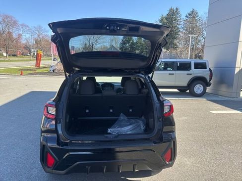 Used 2024 Subaru Crosstrek 2.0i Premium image 9