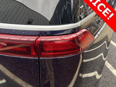 Used 2022 Kia Carnival LX image 6