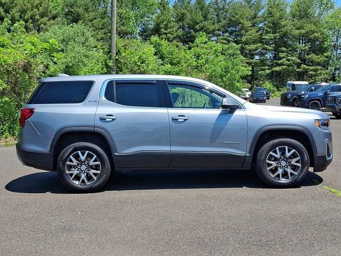 Certified 2023 GMC Acadia SLE FWD image 7