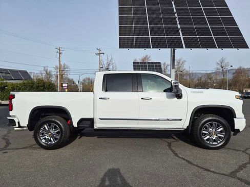 New 2026 Chevrolet Silverado 2500 High Country w/ High Country Premium Package image 4