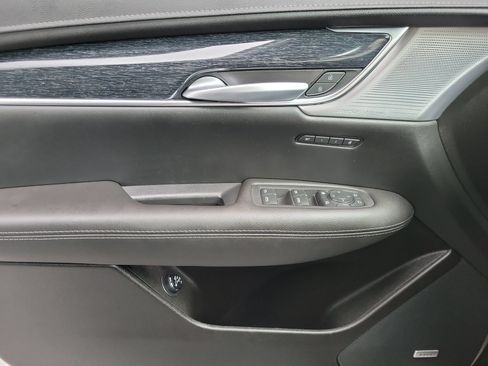 Used 2023 Cadillac XT5 Premium Luxury FWD image 23
