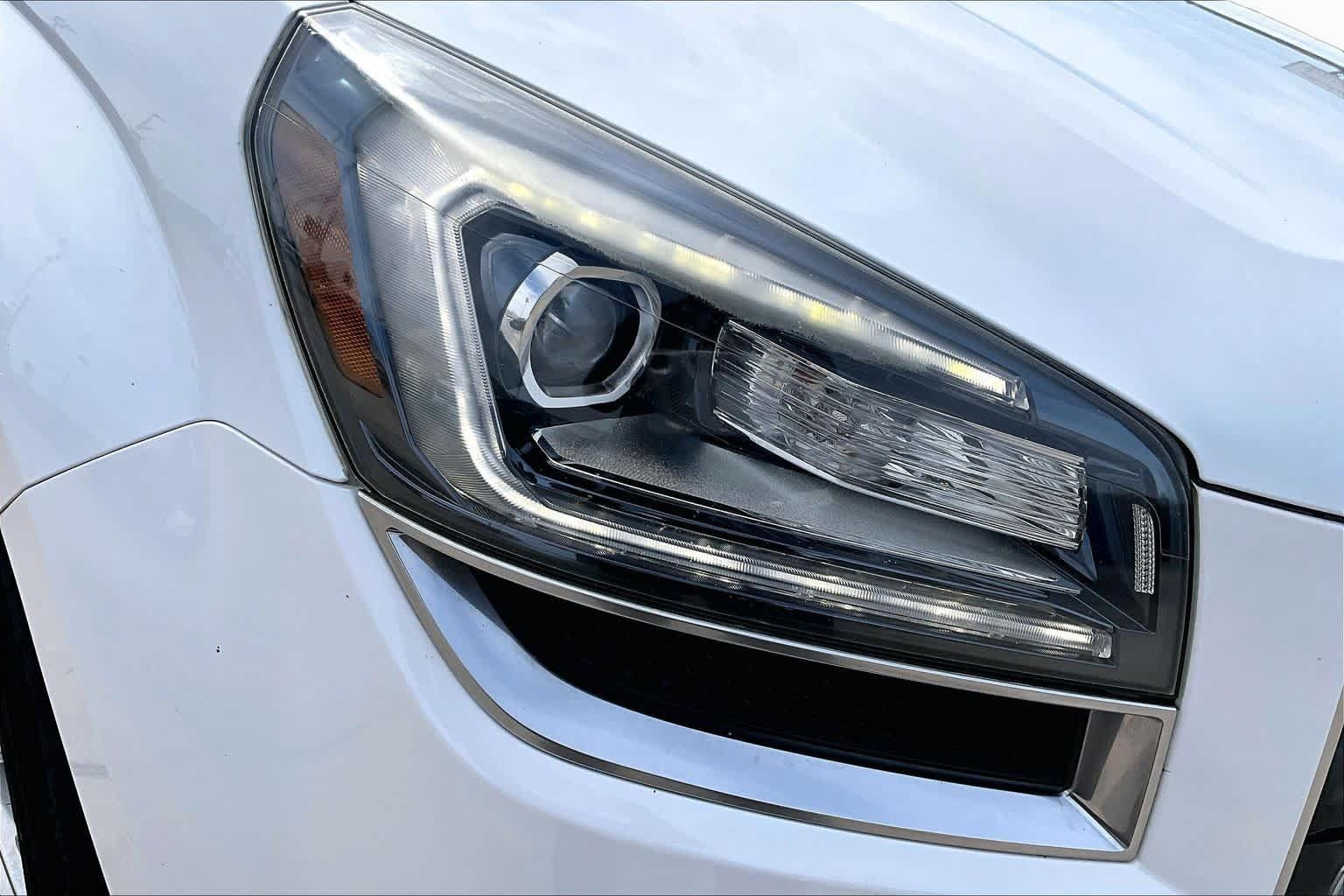 Used 2017 GMC Acadia Limited SLT FWD image 28