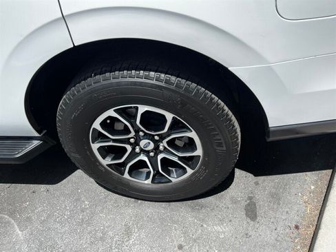 Used 2022 Ford Expedition XL AWD/4WD image 13
