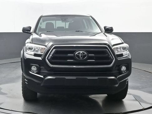 Used 2021 Toyota Tacoma SR5 RWD image 5