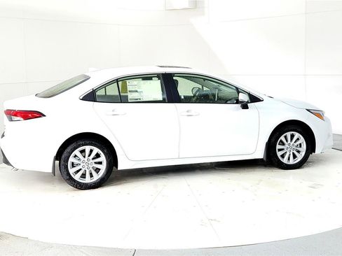 New 2026 Toyota Corolla XLE FWD image 6
