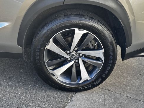 Used 2018 Lexus NX 300 AWD image 17