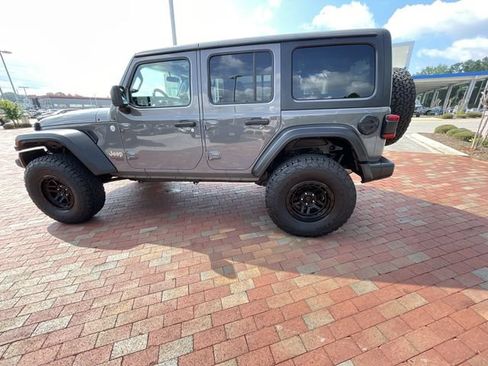 Used 2020 Jeep Wrangler Unlimited Sport S AWD/4WD image 32