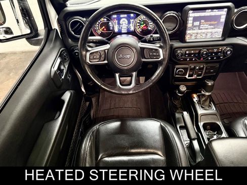Used 2019 Jeep Wrangler Unlimited Sahara w/ Uconnect 4C Nav & Sound Group AWD/4WD image 2