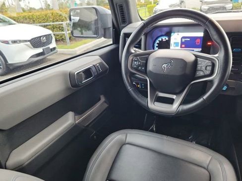 Used 2023 Ford Bronco Black Diamond image 15