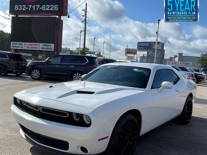Used 2017 Dodge Challenger SXT