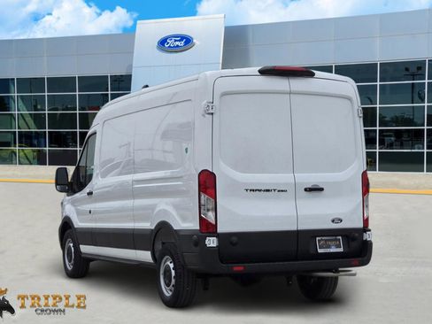 New 2026 Ford Transit 250 148 Medium Roof RWD image 4