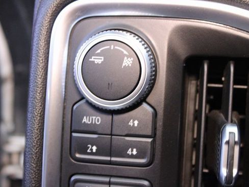 Used 2019 GMC Sierra 1500 AT4 image 21