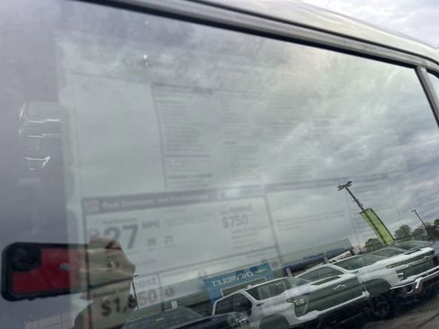 New 2026 Chevrolet Equinox LT image 34