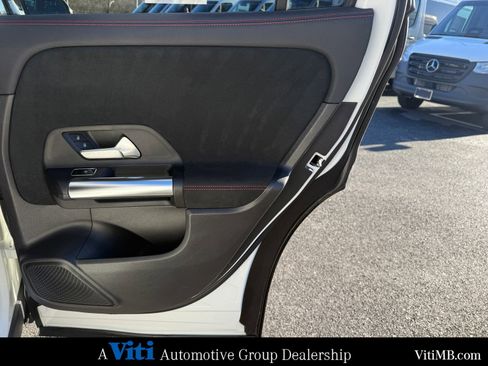 Certified 2022 Mercedes-Benz GLA 250 4MATIC image 25