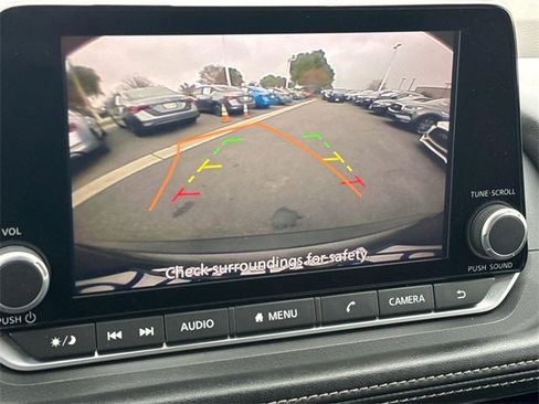 Certified 2023 Nissan Rogue SV image 14