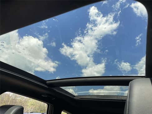 Used 2025 Kia Sportage X-Line w/ Premium Package AWD/4WD image 13