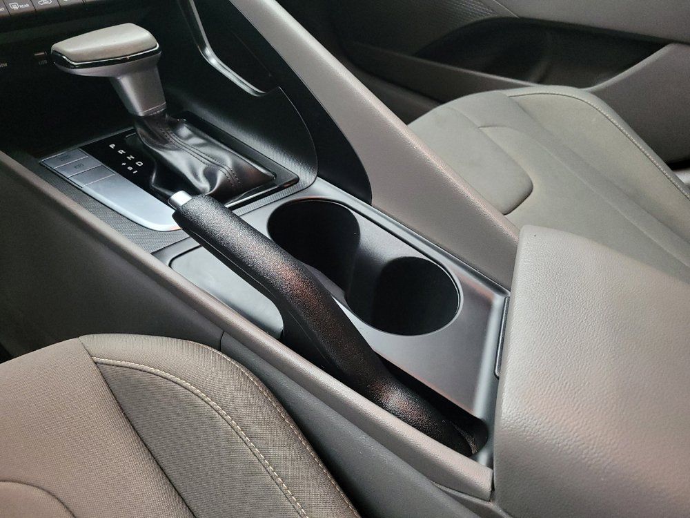 Used 2025 Hyundai Elantra Sport FWD image 26