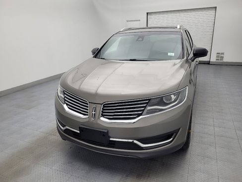 Used 2017 Lincoln MKX Reserve image 15