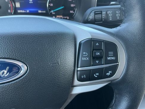 Used 2022 Ford Explorer XLT w/ Equipment Group 202A image 14