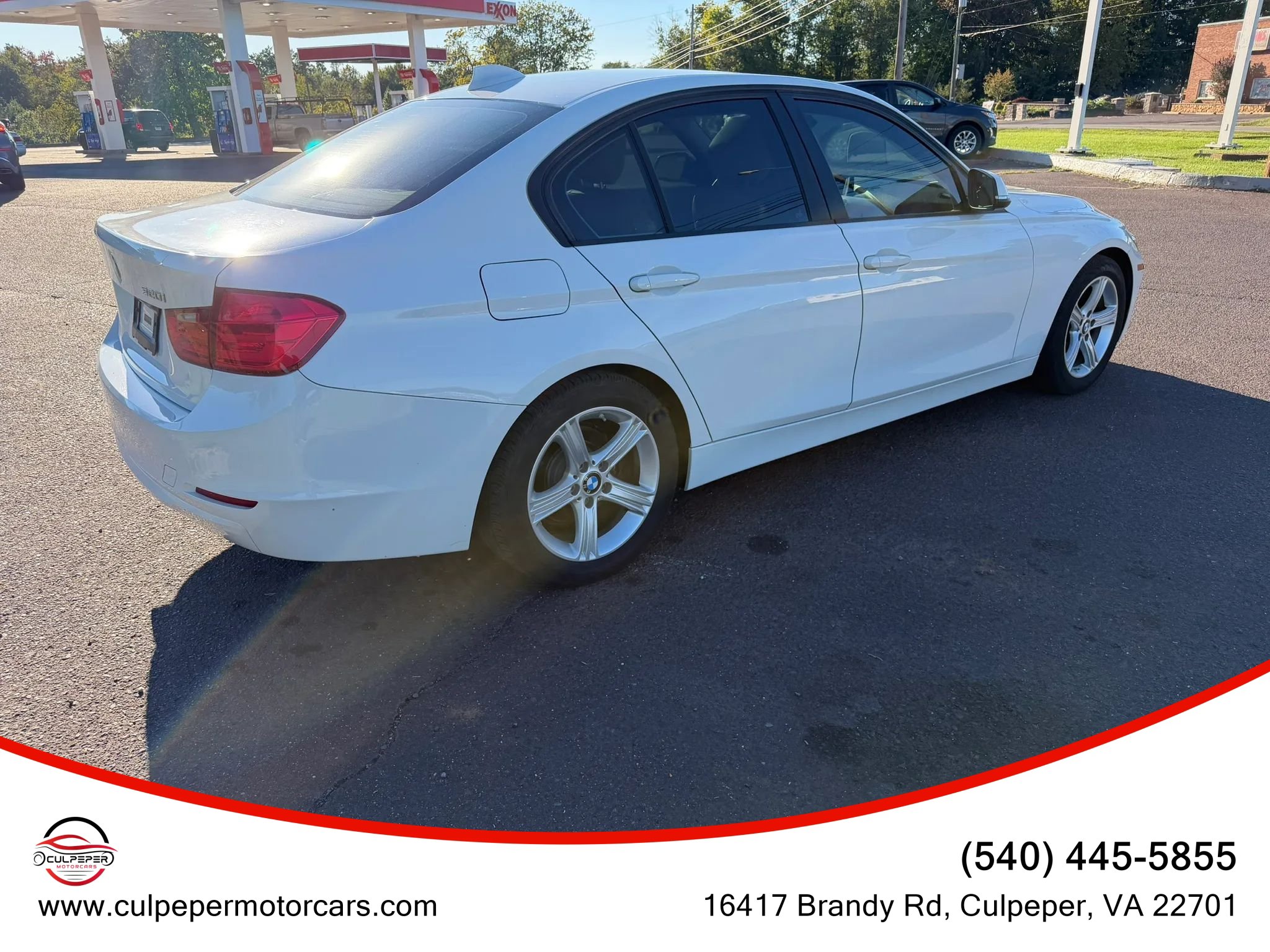 Used 2014 BMW 320i Sedan RWD image 5