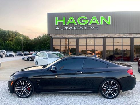 Used 2019 BMW 430i Coupe w/ M Sport Package RWD image 1