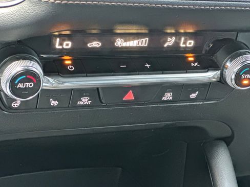 Used 2023 MAZDA MAZDA3 AWD 2.5 Turbo Hatchback image 19