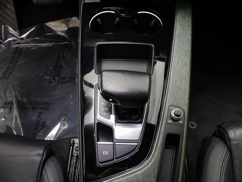 Used 2022 Audi A4 2.0T Premium Plus image 11